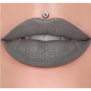 JEFFREE STAR COSMETICS - VELVET TRAP LIPSTICK "DRILL SERGEANT"